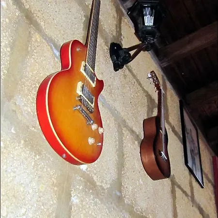 Casa Rural Cherjos 度假居 *