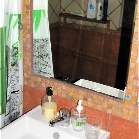 Casa Rural Cherjos * غراناديا دي أبونا